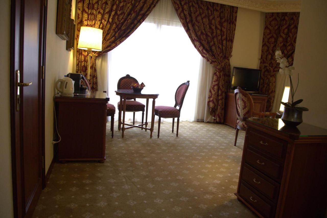 Serenada Golden Palace - Boutique Hotel Beirut Ngoại thất bức ảnh