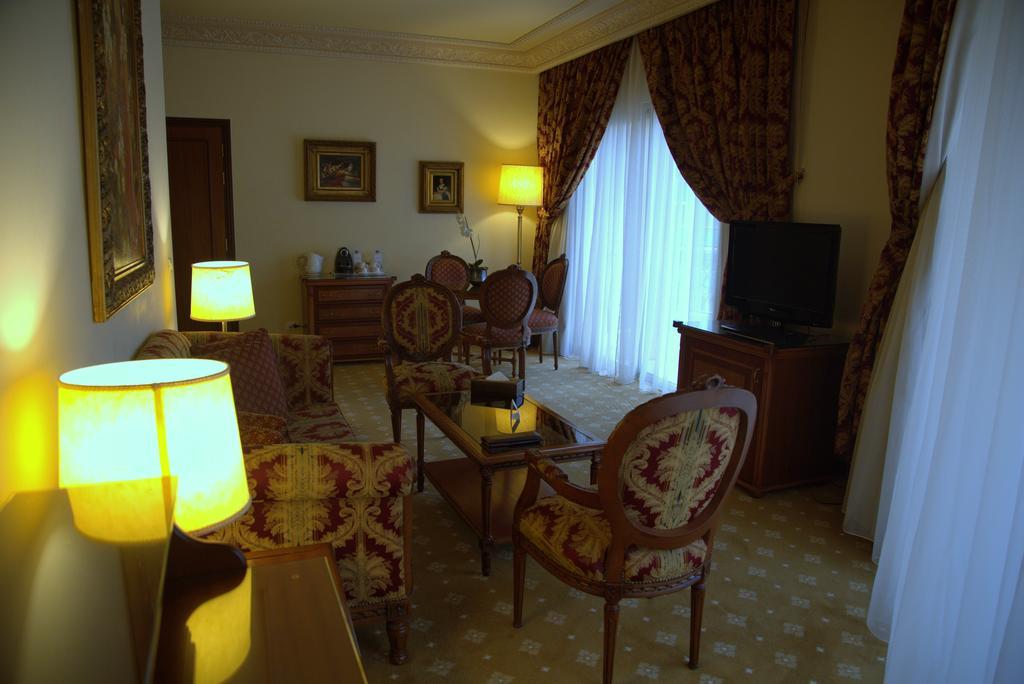 Serenada Golden Palace - Boutique Hotel Beirut Ngoại thất bức ảnh