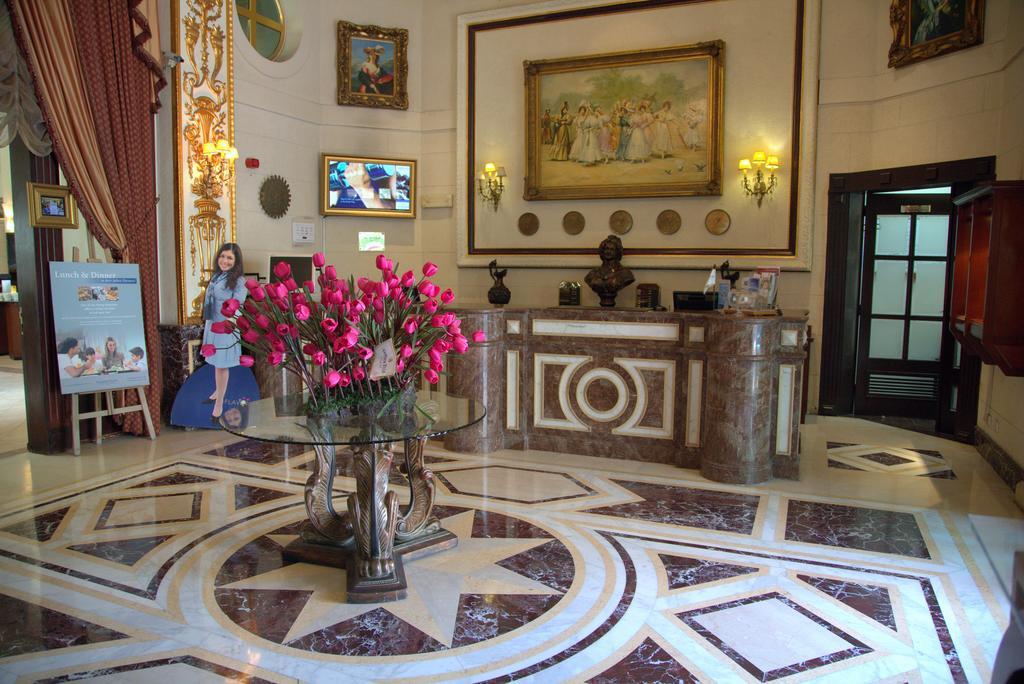 Serenada Golden Palace - Boutique Hotel Beirut Ngoại thất bức ảnh