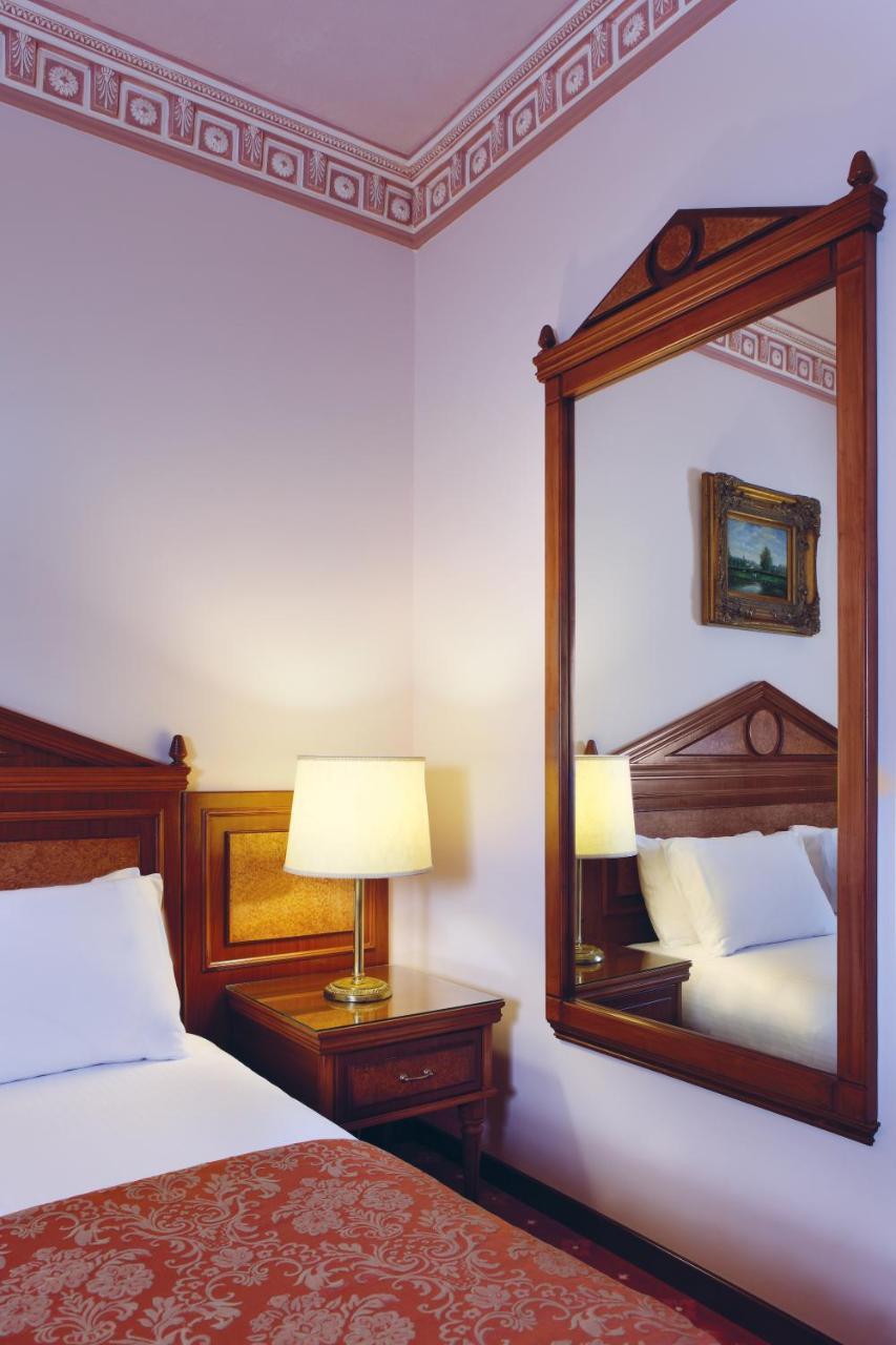 Serenada Golden Palace - Boutique Hotel Beirut Ngoại thất bức ảnh